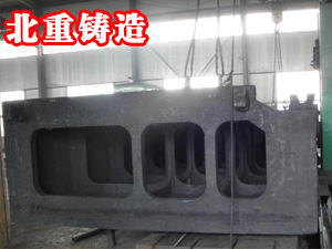 立柱（zhù）鑄件